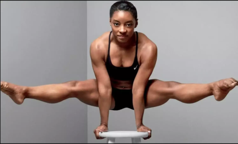  Simone Biles